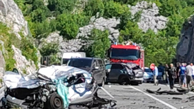 Dvoje mladih poginulo na putu Budva- Cetinje