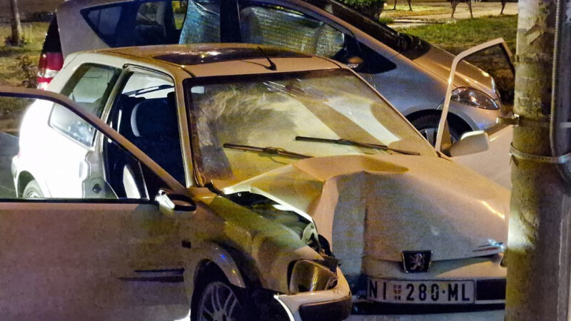 Teška saobraćajna nezgoda u Dušanovoj ulici u Nišu