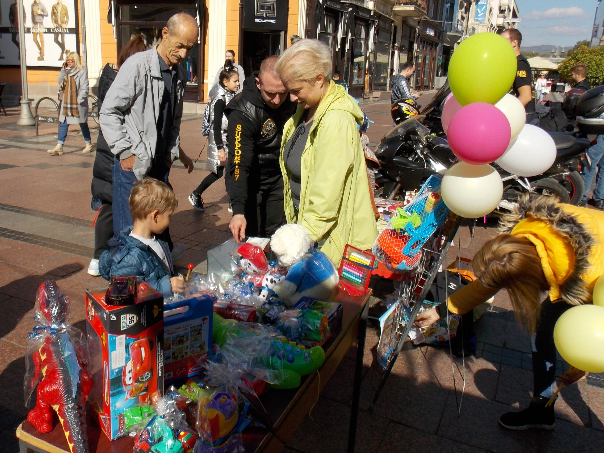 Humanitarni bazar za Janu i Jovana u Nišu