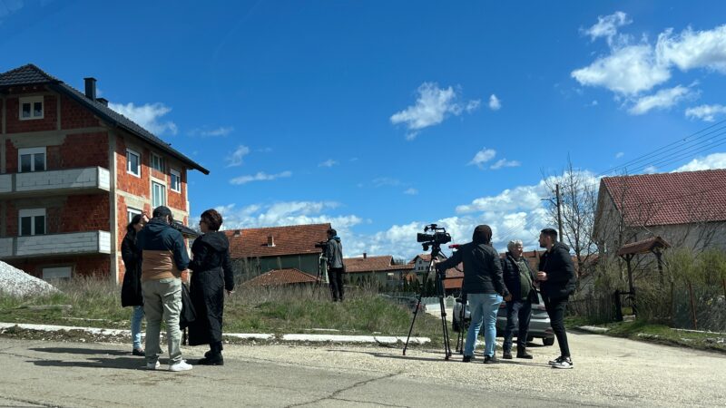 Bager u dvorištu kuće nestale devojčice