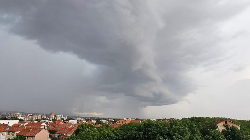 Hitno upozorenje MUP-a zbog najavljenog nevremena