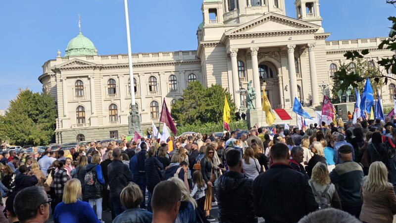 Beograd: Protest prosvetara iz cele Srbije