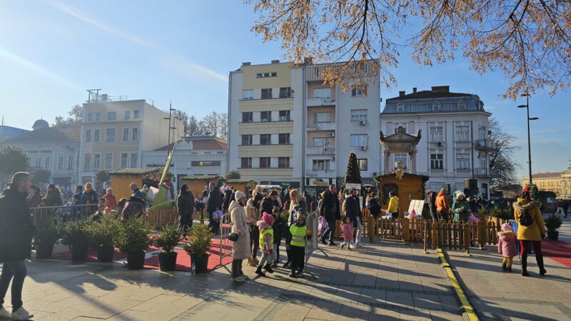 Niš: Novogodišnje radosti za decu