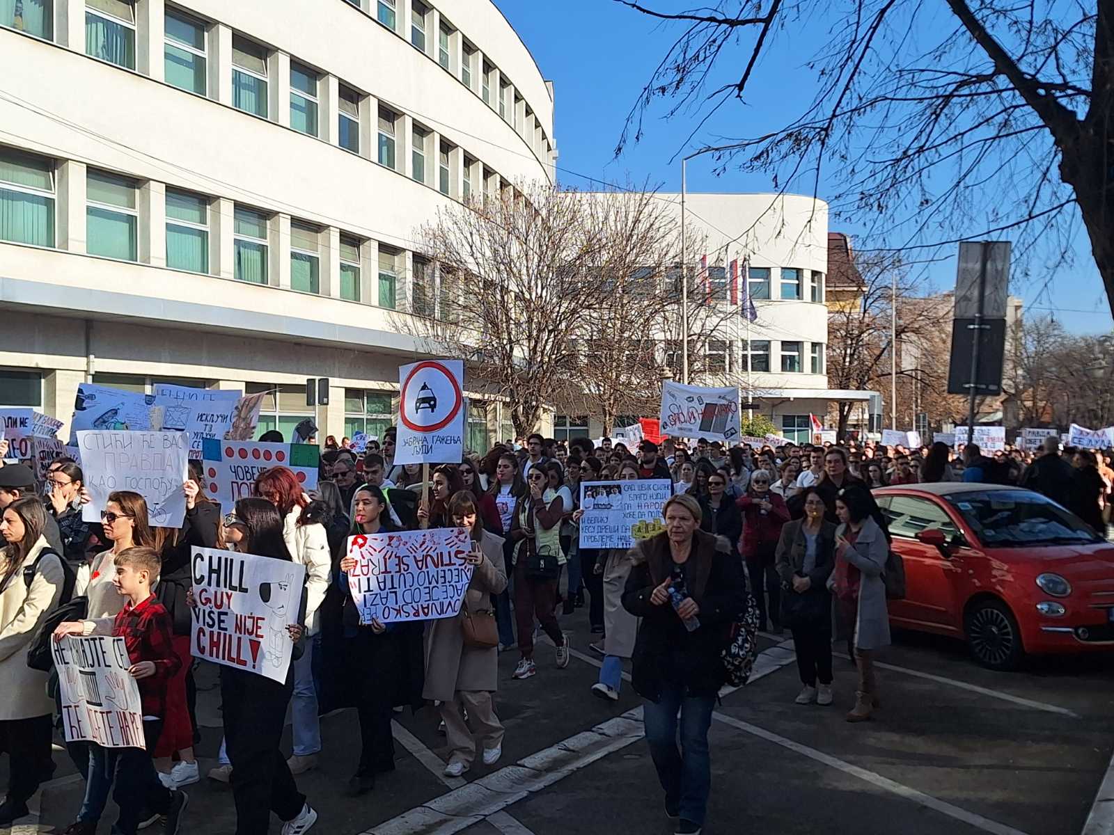 „Bermudski trougao- gde pravda nestaje“ na protestu u Nišu