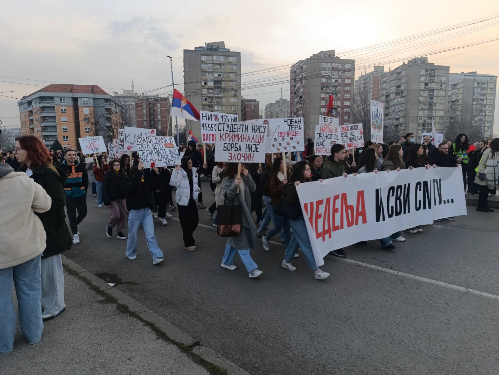 Niš: Blokada četiri mosta, centralni protest na Trgu kralja Milana