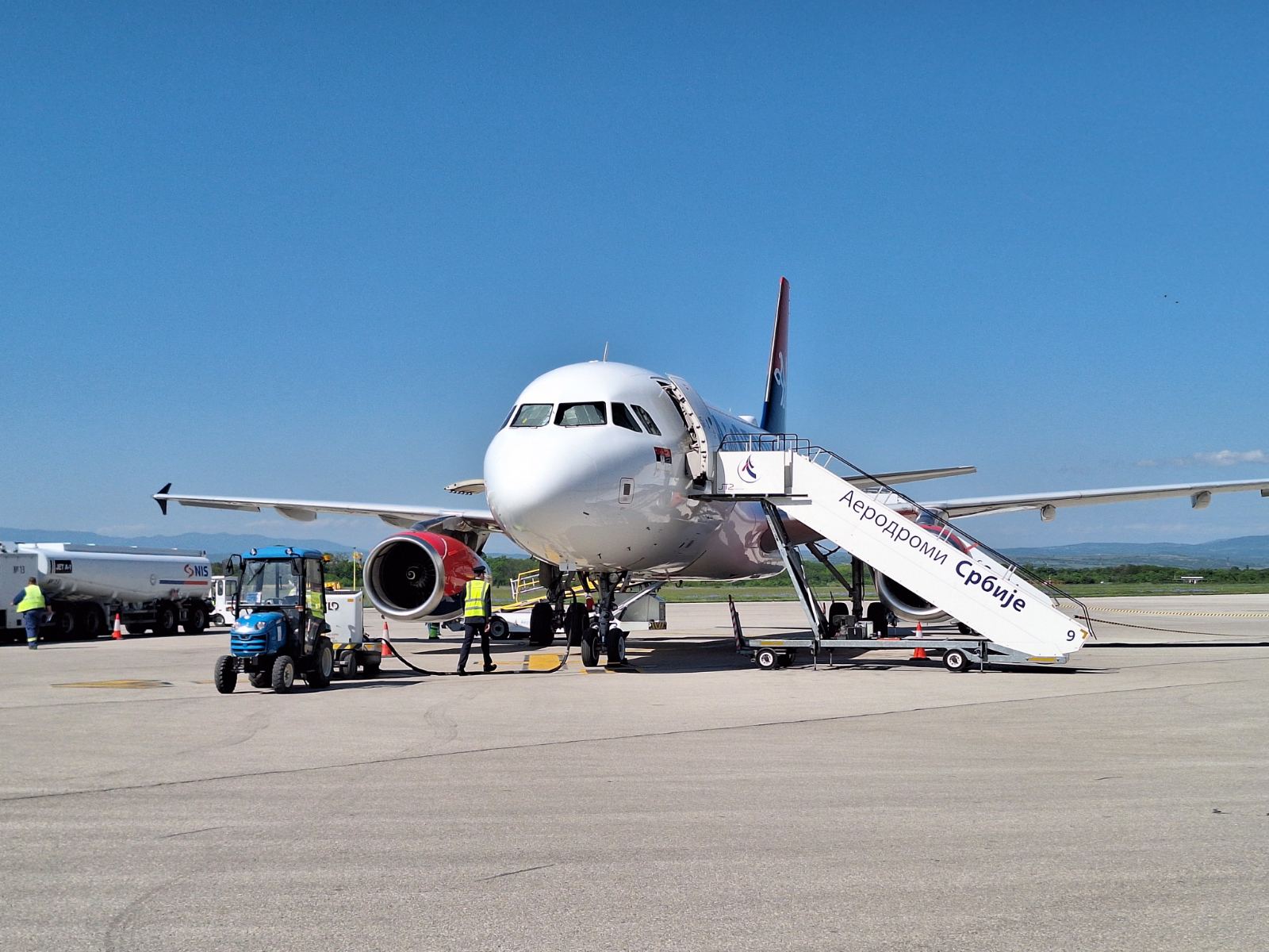 Od juna sa niškog aerodroma i do Krfa, Tivta, Atine i Ciriha