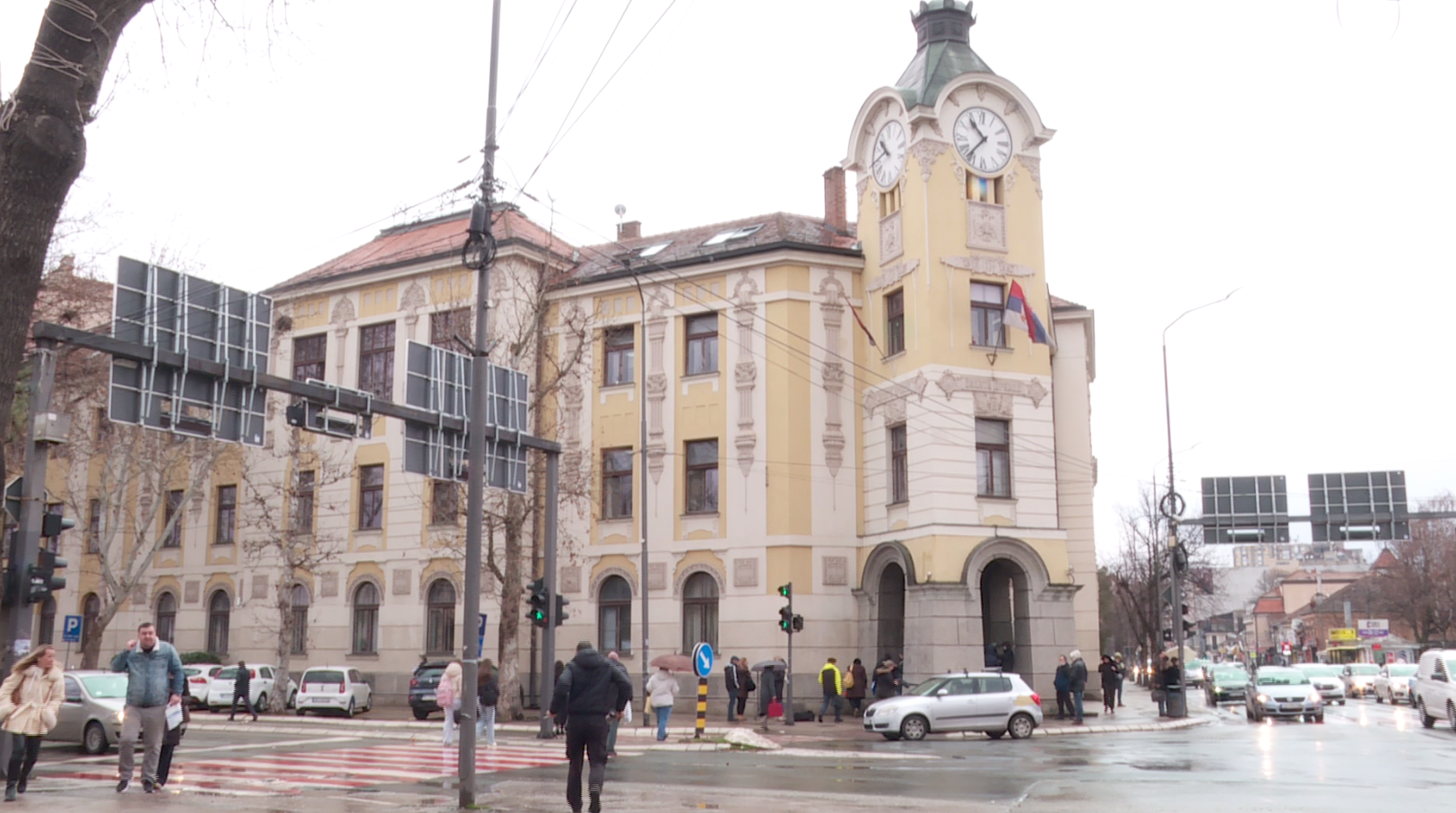 Roditelji ubijene dece iz Ribnikara, Dubone i Orašja došli u Niš da podrže roditelje ubijenog Andreja